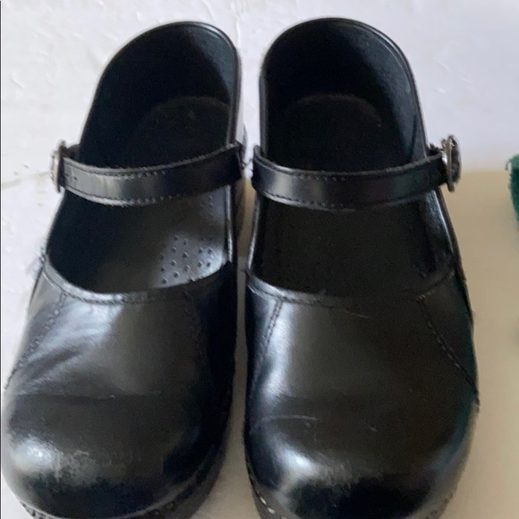 Dansko shoes - Picture 7 of 8